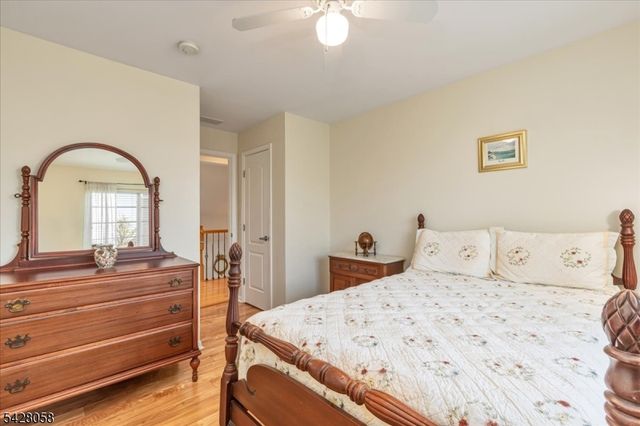 3 Whispering Way E, Berkeley Heights Twp., NJ 07922
