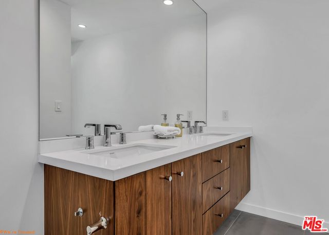 2287 E Hildy Lane, Palm Springs, CA 92262