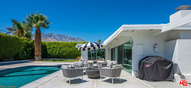 2287 E Hildy Lane, Palm Springs, CA 92262