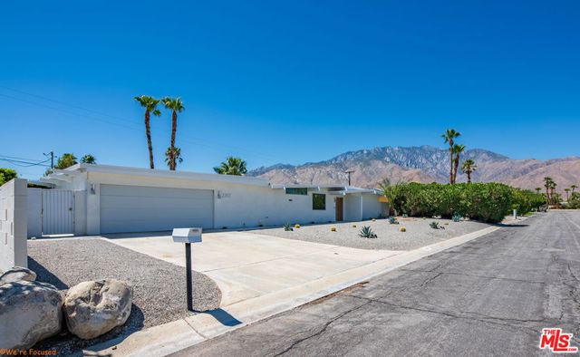 2287 E Hildy Lane, Palm Springs, CA 92262