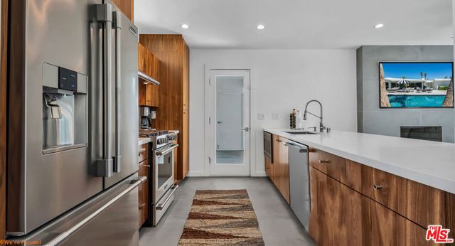 2287 E Hildy Lane, Palm Springs, CA 92262