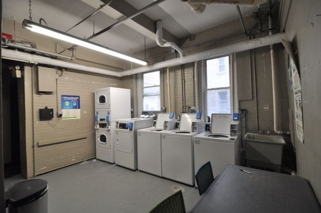 131 Park Dr 11, Boston, MA 02215