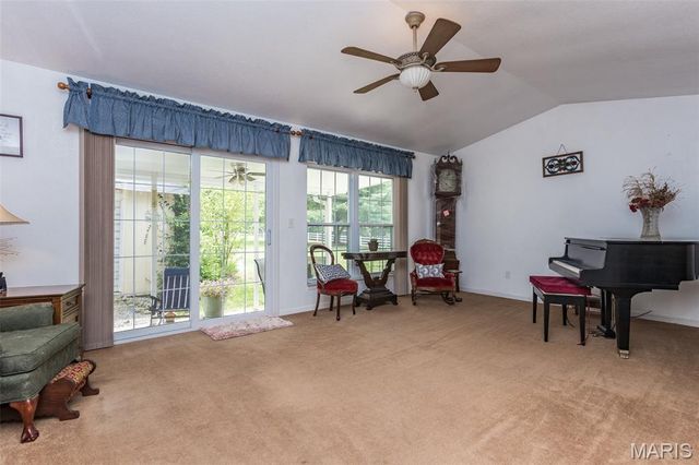 40 Ridge Street, Moro, IL 62067
