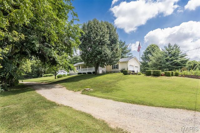 40 Ridge Street, Moro, IL 62067