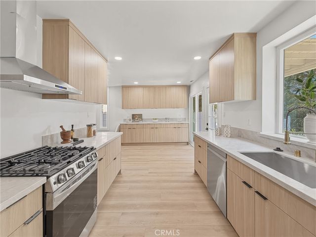 15118 La Sabana, La Mirada, CA 90638