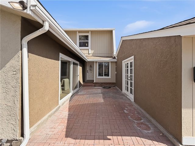 15118 La Sabana, La Mirada, CA 90638