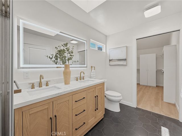 15118 La Sabana, La Mirada, CA 90638