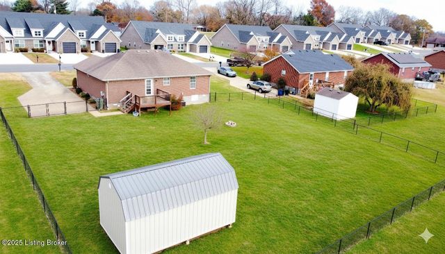 1011 Ray Wimsett Blvd, Bardstown, KY 40004