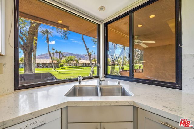 8 La Ronda Drive, Rancho Mirage, CA 92270