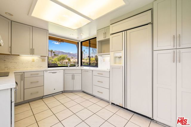 8 La Ronda Drive, Rancho Mirage, CA 92270