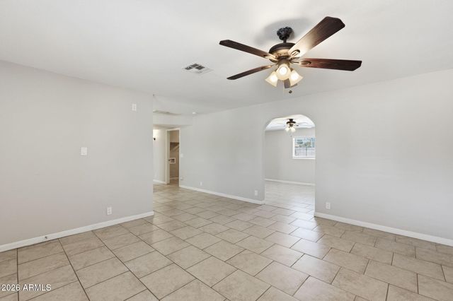 4138 E BLUEFIELD Avenue, Phoenix, AZ 85032