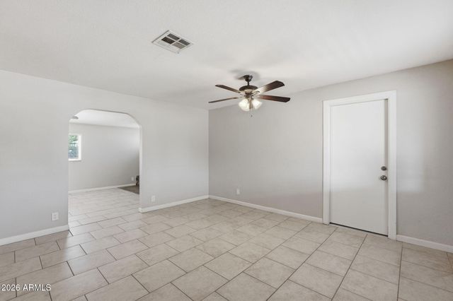 4138 E BLUEFIELD Avenue, Phoenix, AZ 85032