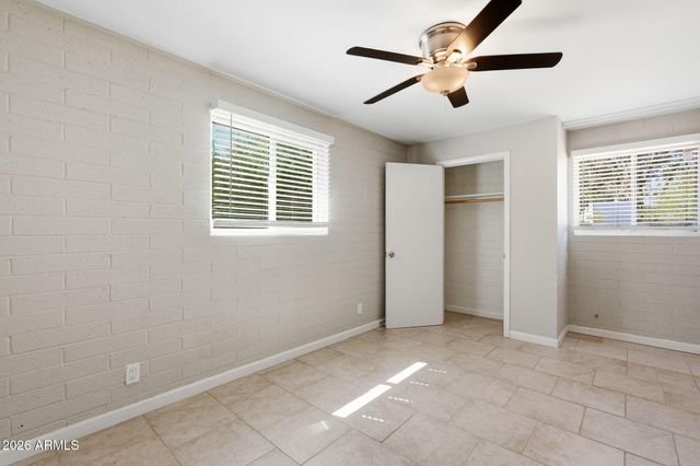 4138 E BLUEFIELD Avenue, Phoenix, AZ 85032