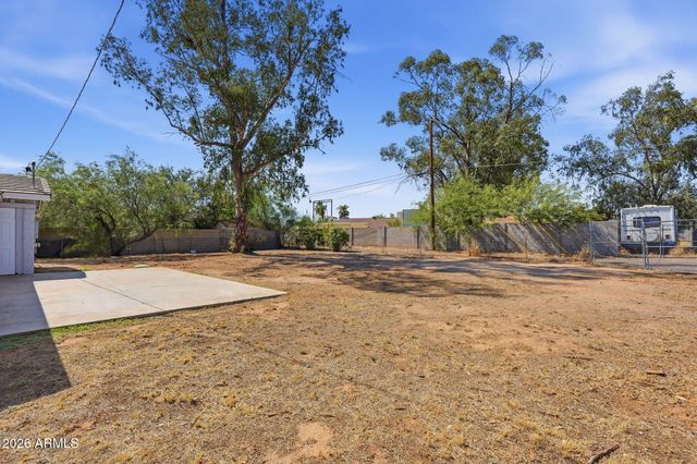 4138 E BLUEFIELD Avenue, Phoenix, AZ 85032