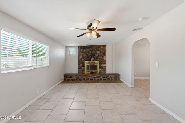 4138 E BLUEFIELD Avenue, Phoenix, AZ 85032