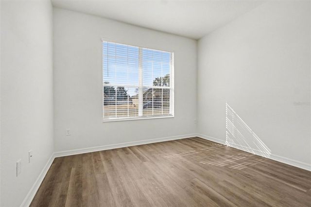 13107 GLENVIEW LANE, Grand Island, FL 32735