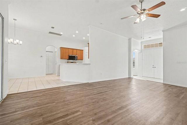 13107 GLENVIEW LANE, Grand Island, FL 32735