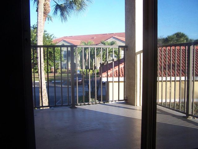 10366 S Fox Trail Road S 1705, Royal Palm Beach, FL 33411