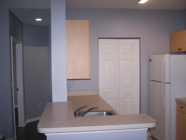 10366 S Fox Trail Road S 1705, Royal Palm Beach, FL 33411