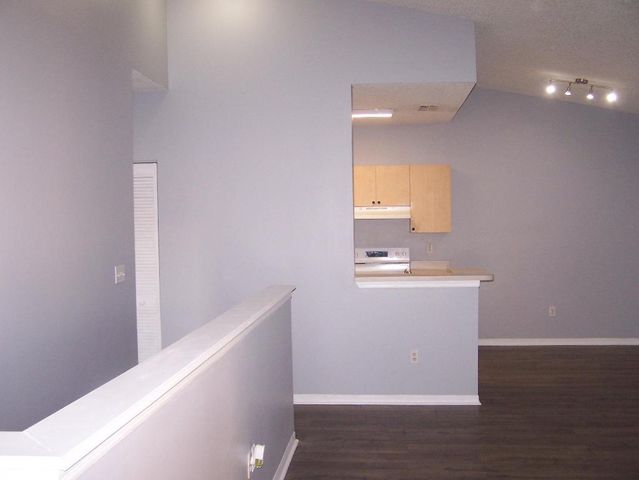 10366 S Fox Trail Road S 1705, Royal Palm Beach, FL 33411