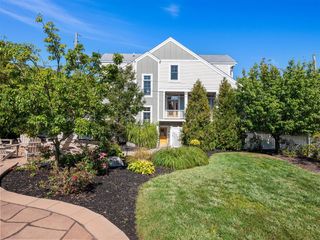 57 North Shore Drive, South Haven, MI 49090