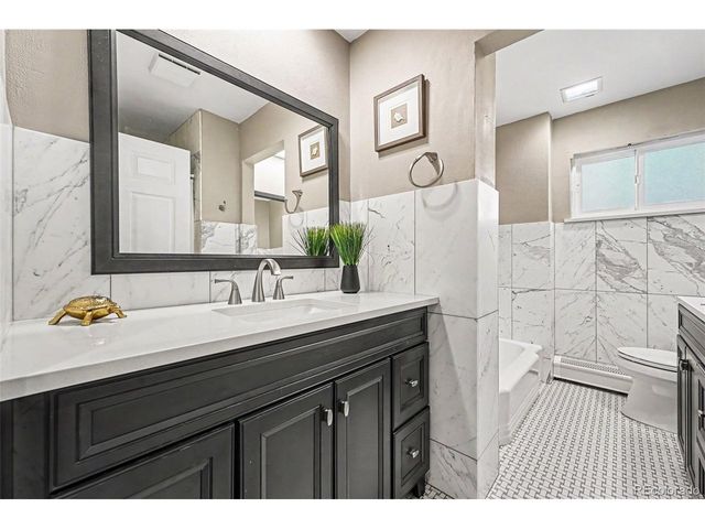 10215 W 17th Pl, Lakewood, CO 80215