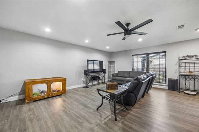 5421 Gates Drive, The Colony, TX 75056