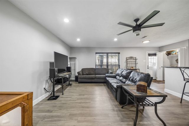 5421 Gates Drive, The Colony, TX 75056