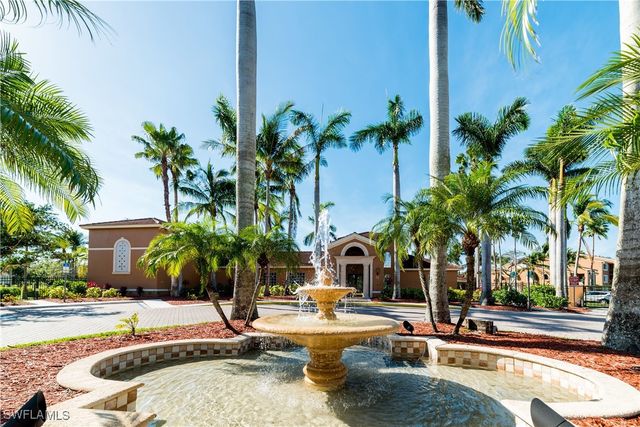 1230 Wildwood Lakes BLVD 105, Naples, FL 34104