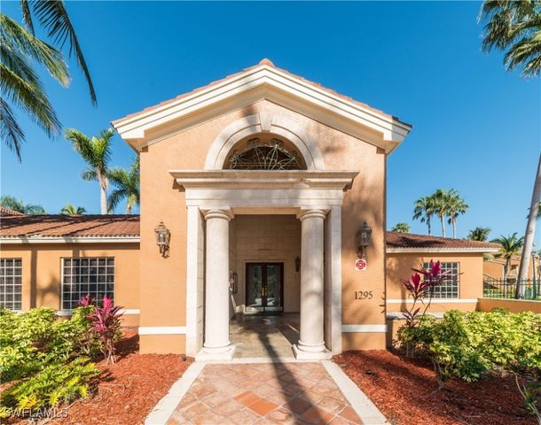 1230 Wildwood Lakes BLVD 105, Naples, FL 34104