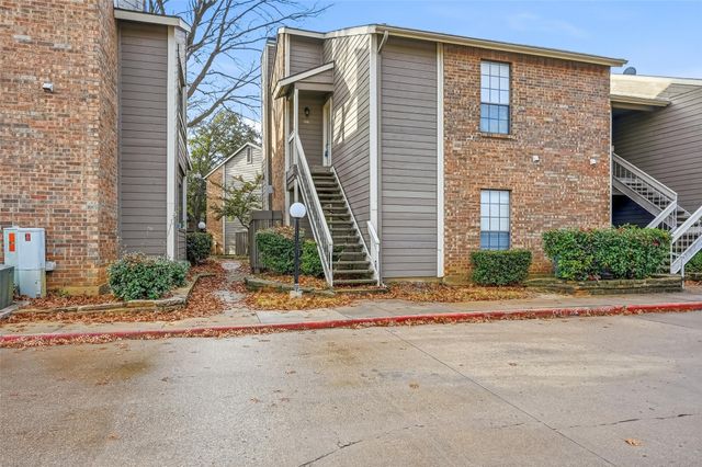 1104 Riverchase Lane 203, Arlington, TX 76011