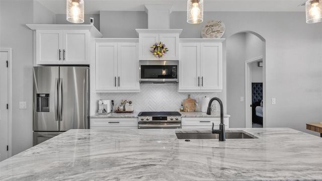 7013 BENTRIDGE DRIVE, Lakeland, FL 33813