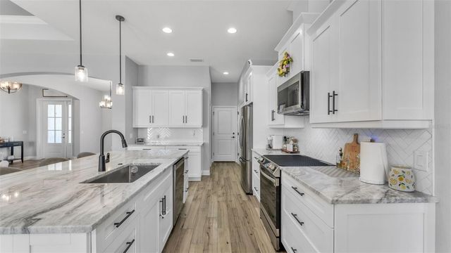 7013 BENTRIDGE DRIVE, Lakeland, FL 33813