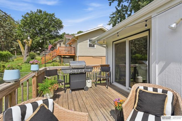 12555 Yates Street, Omaha, NE 68164