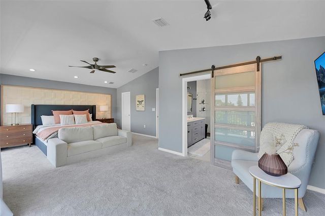 640 NE 17th Way, Fort Lauderdale, FL 33304