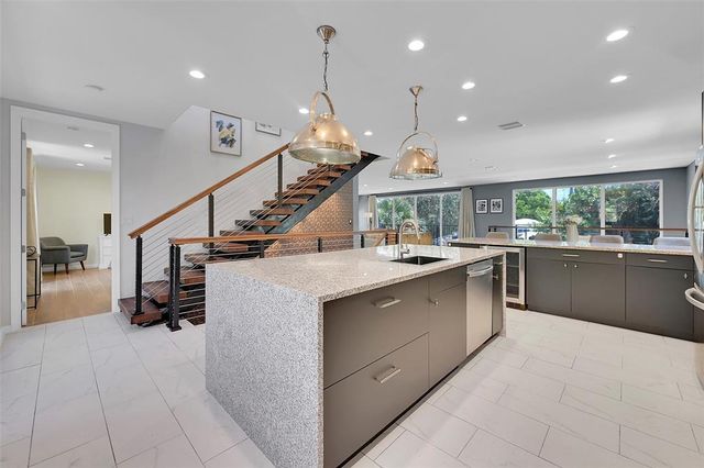 640 NE 17th Way, Fort Lauderdale, FL 33304