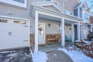 78 Woodview Way # 78, Manchester, NH 03102