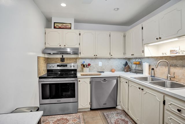 10127 41st Terrace S 211, Boynton Beach, FL 33436