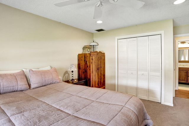 10127 41st Terrace S 211, Boynton Beach, FL 33436