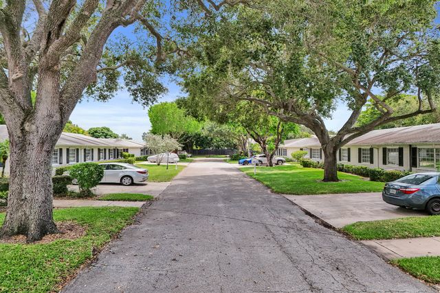 10127 41st Terrace S 211, Boynton Beach, FL 33436
