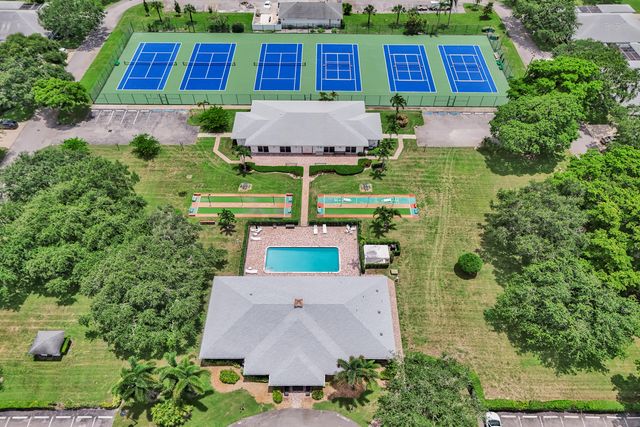 10127 41st Terrace S 211, Boynton Beach, FL 33436