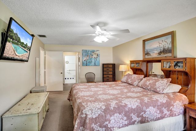 10127 41st Terrace S 211, Boynton Beach, FL 33436