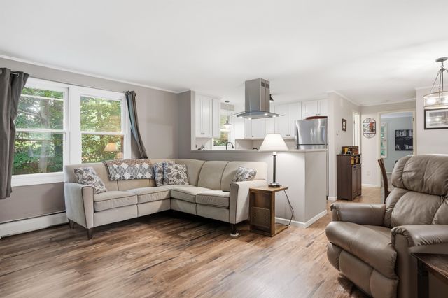 35 Salisbury Road, Keene, NH 03431