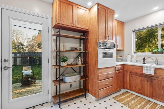 755 Christine Avenue, Redding, CA 96003