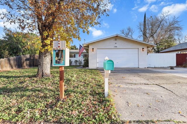 755 Christine Avenue, Redding, CA 96003