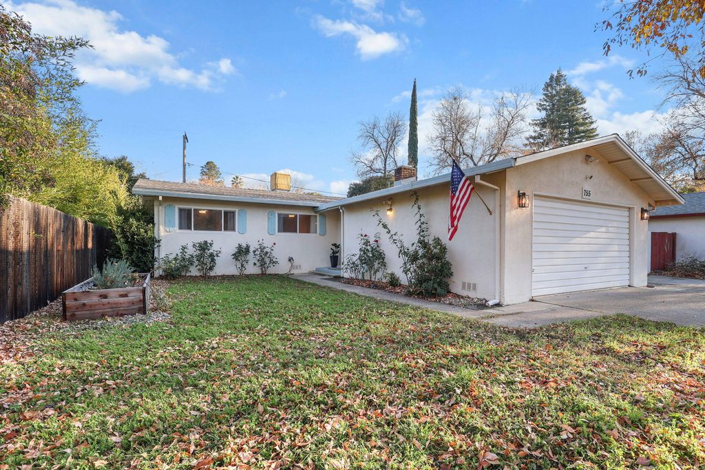 755 Christine Avenue, Redding, CA 96003
