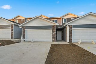 715 Campusside Place, Norwalk, IA 50211