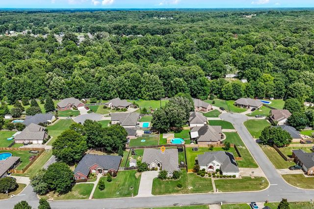 19 Cumberland Dr., Cabot, AR 72023