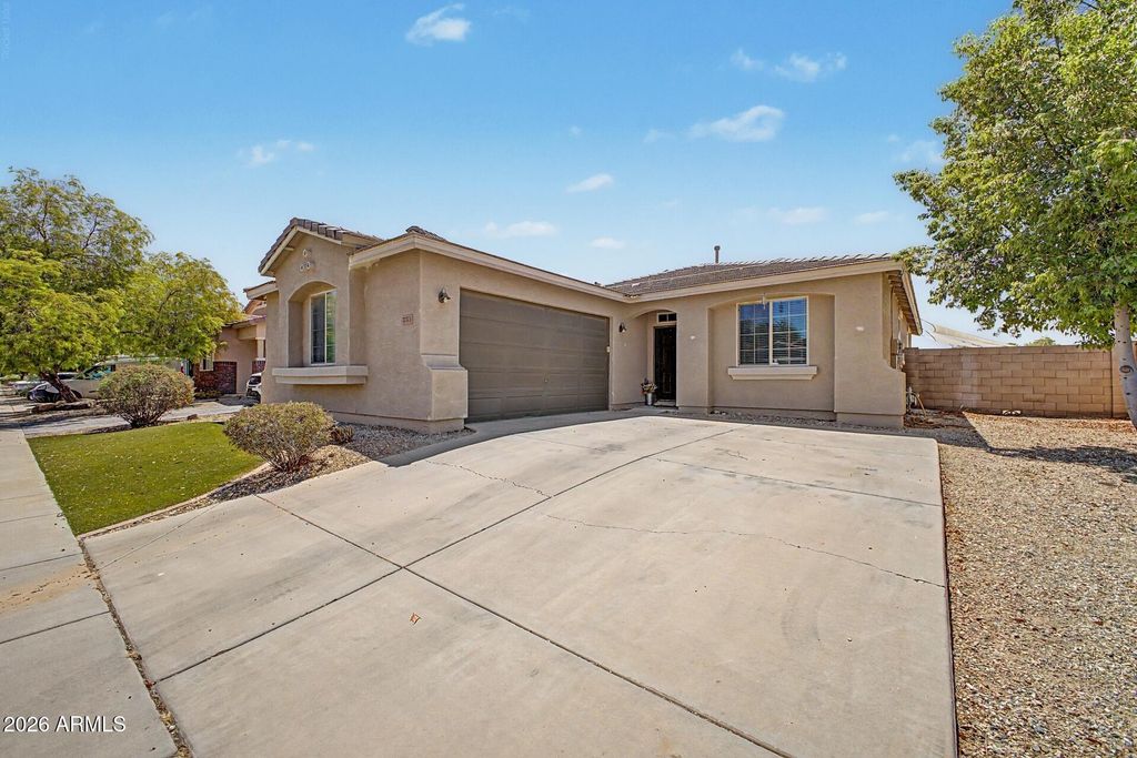 17373 W PINNACLE VISTA Drive, Surprise, AZ 85387 — photo 3