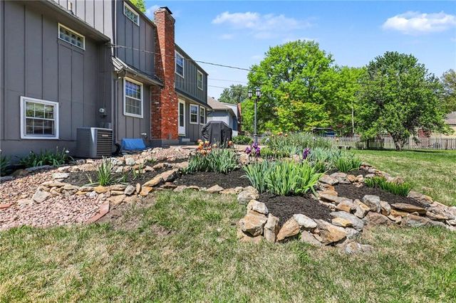 12931 Smalley Avenue, Grandview, MO 64030